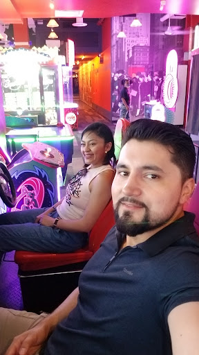 Bowling Alley «Bowlmor Times Square», reviews and photos, 222 W 44th St, New York, NY 10036, USA