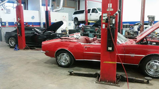 Auto Repair Shop «Top Notch Auto & More», reviews and photos, 930 Pyott Rd #105, Crystal Lake, IL 60014, USA