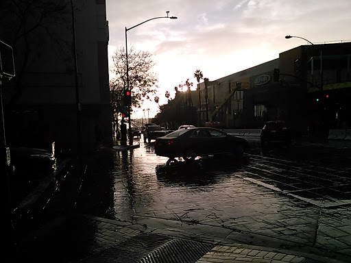 Clothing Store «Active Ride Shop», reviews and photos, 328 N San Fernando Blvd #1, Burbank, CA 91502, USA