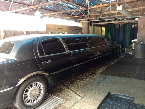 Car Wash «Classic Car Wash», reviews and photos, 27 Padanaram Rd, Danbury, CT 06811, USA