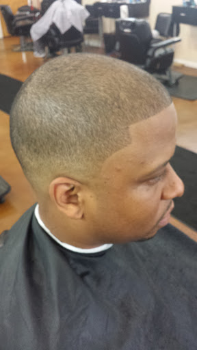 Barber Shop «Clippers Inc Barber Shop», reviews and photos, 78 E Pershing Rd, Chicago, IL 60653, USA