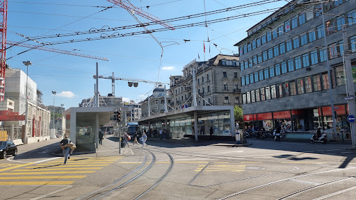 Zürich, Bahnhofplatz/HB