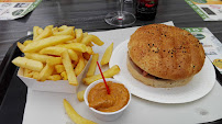 Hamburger du Restaurant Friterie Snack St Lazare à Maubeuge - n°5