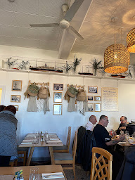 Photo n°50 de Le Restaurant Notre Dame de la Garde à Marseille ()