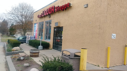 Coach Liquor Shoppe, 5939 Andersonville Rd, Waterford Twp, MI 48329, USA, 