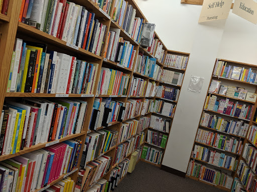 Book Store «Half Price Books», reviews and photos, 17145 W Bluemound Rd, Brookfield, WI 53005, USA