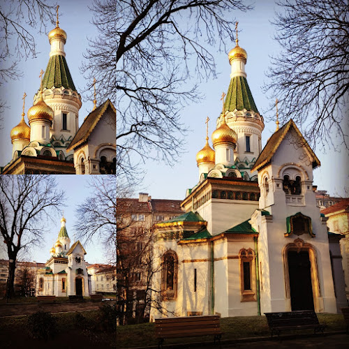 Руска църква „Свети Николай Мирликийски“ - църква
