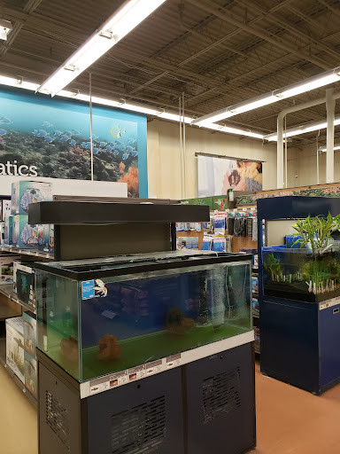 Pet Supply Store «Petco Animal Supplies», reviews and photos, 416 Crossroads Blvd, Cary, NC 27518, USA