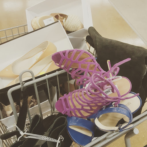 Department Store «Boston Store Clearance Center», reviews and photos, 5659 S 27th St, Milwaukee, WI 53221, USA