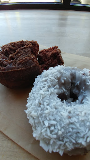 Donut Shop «Mighty-O Donuts Capitol Hill», reviews and photos, 1400 12th Ave, Seattle, WA 98122, USA