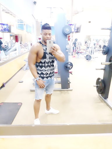 Shopping Mall «Townline Square Shopping Center», reviews and photos, 533 S Broad St, Meriden, CT 06450, USA