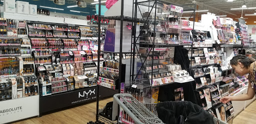 Beauty Supply Store «iBeauty Supply», reviews and photos, 3233 Avent Ferry Rd, Raleigh, NC 27606, USA