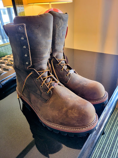 Shoe Store «Red Wing», reviews and photos, 35959 US Hwy 19 N, Palm Harbor, FL 34684, USA