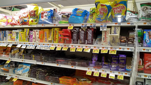 Shopping Mall «New Horizons Shopping Mall», reviews and photos, 961 E 174th St, Bronx, NY 10460, USA