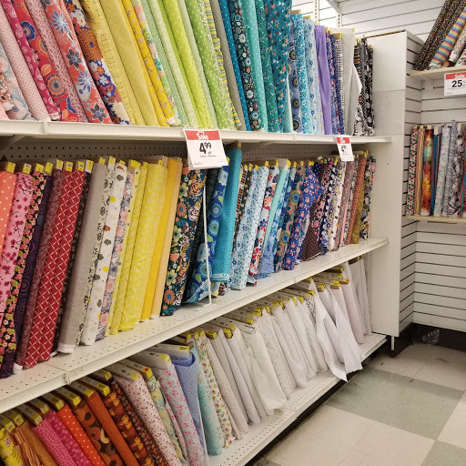 Fabric Store «Jo-Ann Fabrics and Crafts», reviews and photos, 714 Commons Dr, Geneva, IL 60134, USA
