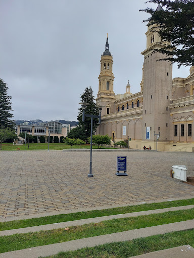Book Store «USF Bookstore», reviews and photos, 2130 Fulton St, San Francisco, CA 94117, USA