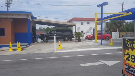 Car Wash «Ultimate Car Wash», reviews and photos, 321 S Federal Hwy, Dania Beach, FL 33004, USA
