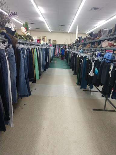 Thrift Store «Thrift Giant», reviews and photos, 10544 Harry Hines Blvd, Dallas, TX 75220, USA
