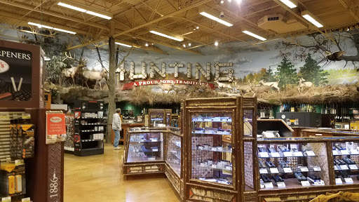 Sporting Goods Store «Bass Pro Shops», reviews and photos, 1000 Bass Pro Dr NW, Altoona, IA 50009, USA