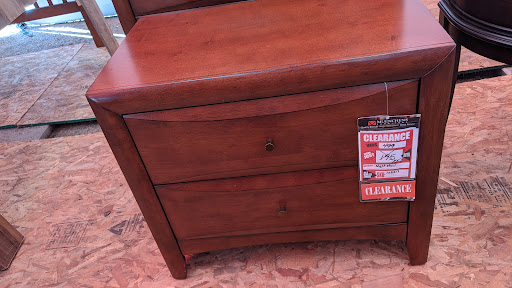 Furniture Store «Muenchens Furniture», reviews and photos, 5005 Cincinnati Brookville Rd, Hamilton, OH 45013, USA