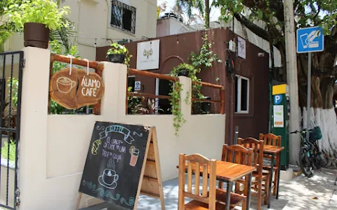 Alamo Café image