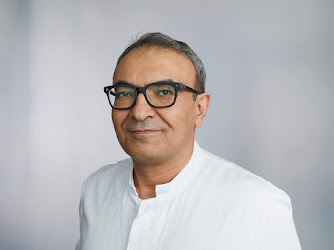 Dr. med. Muharrem Saklak
