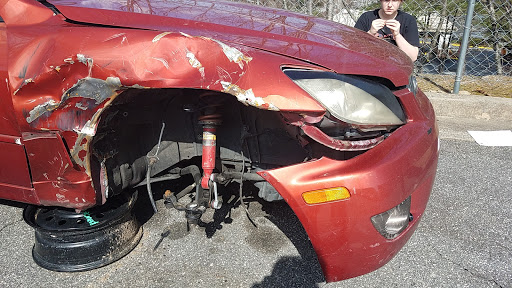 Auto Body Shop «Classic Collision of Sandy Springs», reviews and photos, 7475 Roswell Rd, Sandy Springs, GA 30328, USA