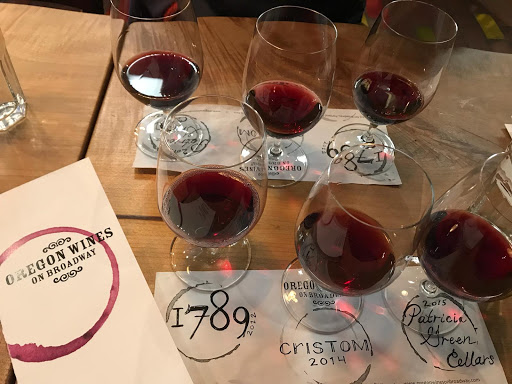 Wine Bar «Oregon Wines On Broadway», reviews and photos, 515 SW Broadway, Portland, OR 97205, USA