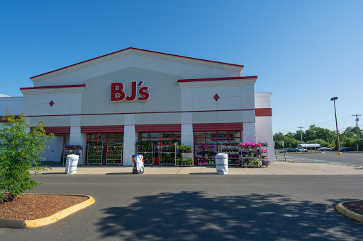 BJ’s Wholesale Club, 555 Universal Dr, North Haven, CT 06473, USA, 