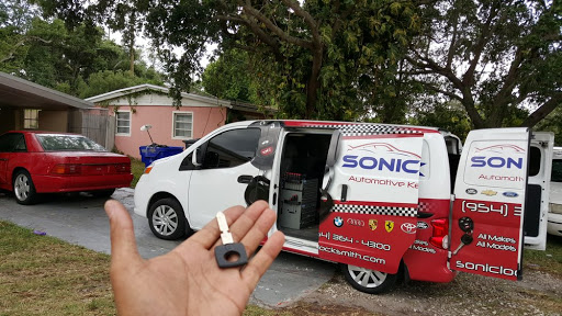 Towing Service «Sonic Lock N Tow, LLC.», reviews and photos, 728 NW 9th Ave, Fort Lauderdale, FL 33311, USA