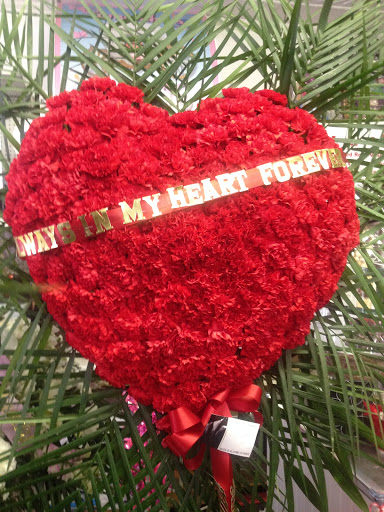 Florist «Buds & Blooms Florist», reviews and photos, 7407 Amboy Rd, Staten Island, NY 10307, USA