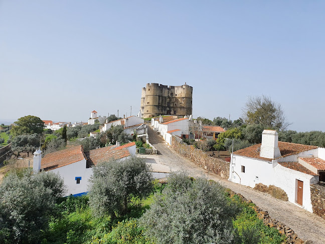 Avaliações doCastelo de Évoramonte em Évora - Outro