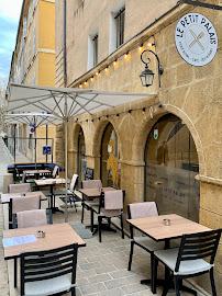 Atmosphère du Restaurant Le Petit Palais à Aix-en-Provence - n°1