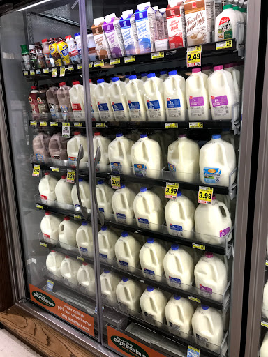 Grocery Store «Harris Teeter», reviews and photos, 2080 Kildaire Farm Rd, Cary, NC 27511, USA