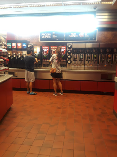 Gas Station «QuikTrip», reviews and photos, 290 E 4th St, Eureka, MO 63025, USA