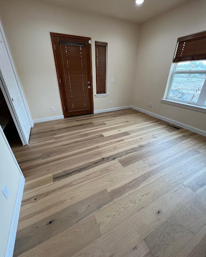 Flooring Store «Best Hardwood Flooring & Tile», reviews and photos, 3405 Kietzke Ln, Reno, NV 89502, USA