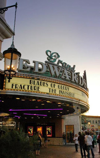 Shopping Mall «The Commons at Calabasas», reviews and photos, 4799 Commons Way, Calabasas, CA 91302, USA