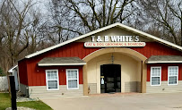 T & B White's Groom & Board - Photo 7 - Car repair in Bristol, IN, Elkhart