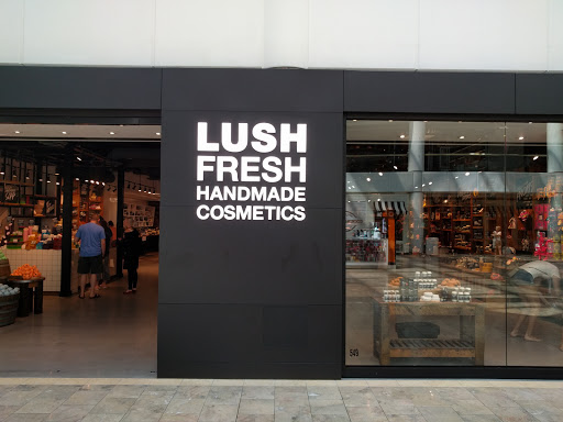 Cosmetics Store «Lush Cosmetics», reviews and photos, 7014 E Camelback Rd, Scottsdale, AZ 85251, USA