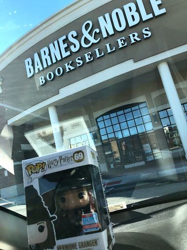 Book Store «Barnes & Noble», reviews and photos, 1245 NY-300, Newburgh, NY 12550, USA