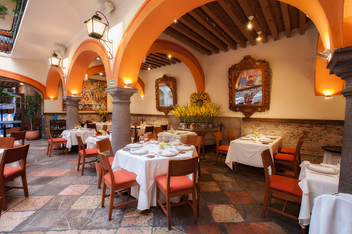 Mexican food restaurants at home in Puebla