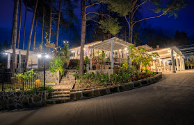 "Райски залив" - семеен хотел с басейн и ресторант