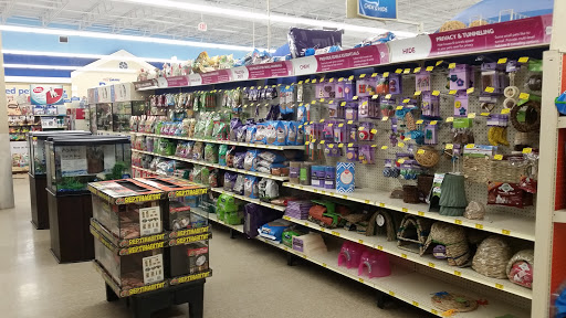 Pet Supply Store «PetSmart», reviews and photos, 241 Airport Plaza Blvd, Farmingdale, NY 11735, USA