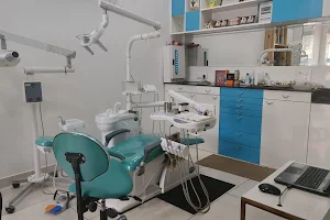 Gambhir Dental Clinic image