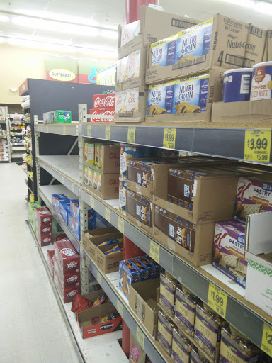 Grocery Store «Grocery Outlet Bargain Market», reviews and photos, 4157 NW U.S. 101 #101, Lincoln City, OR 97367, USA