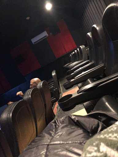 Movie Theater «Bow Tie Franklin Square Cinemas», reviews and photos, 989 Hempstead Turnpike, Franklin Square, NY 11010, USA