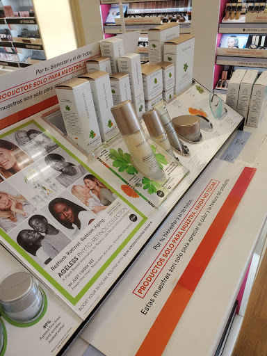 Hair Salon «Ulta Beauty», reviews and photos, 105 West Bridge St, Homestead, PA 15160, USA