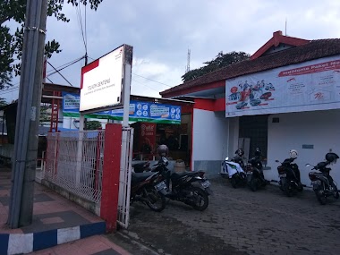 Kantor Telkom Genteng