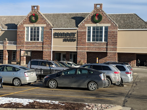 Grocery Store «Sunset Food Mart Inc», reviews and photos, 825 S Waukegan Rd, Lake Forest, IL 60045, USA