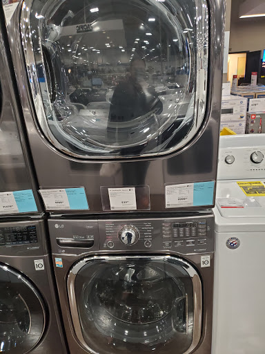 Electronics Store «Best Buy», reviews and photos, 7300 Guilford Dr, Frederick, MD 21704, USA